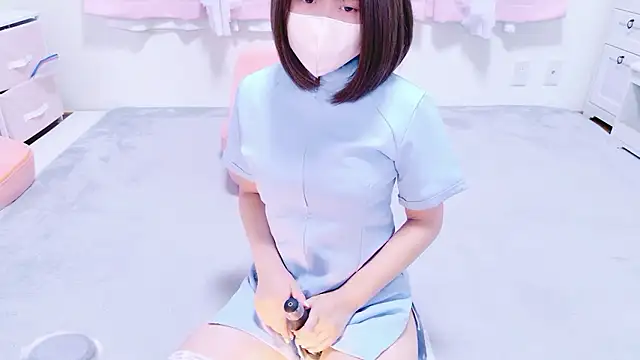 Snapshot of TSU-YU chatting on 05-23-26, 08:35 TSU-YU online show from 05-23-26, 08:35