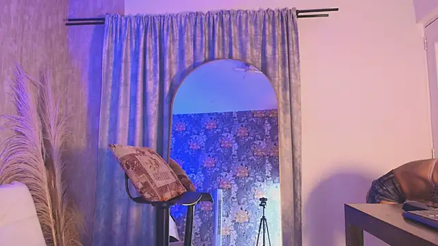 davis saint online show from 05-13-26, 11:28