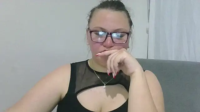 Snapshot of MuseChic_Wild chatting on 04-15-26, 07:58 MuseChic Wild online show from 04-15-26, 07:58