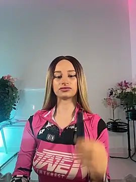 ScarletFlameee online show from 05-15-26, 05:38