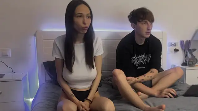 NeonJack13 online show from 04-17-26, 06:22