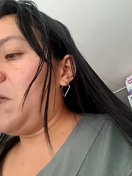 Snapshot of Dr_Edna_naughty chatting on 07-03-26, 06:47 Dr Edna naughty online show from 07-03-26, 06:47