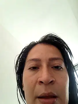 Snapshot of Dr_Edna_naughty chatting on 06-27-26, 04:13 Dr Edna naughty online show from 06-27-26, 04:13