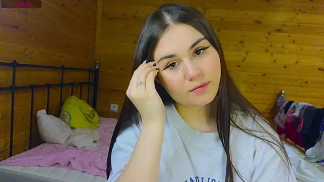 LucyMur online show from 03-31-26, 03:14