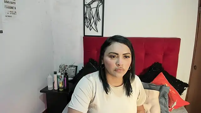 EstrellaSmmith online show from 07-23-26, 05:31