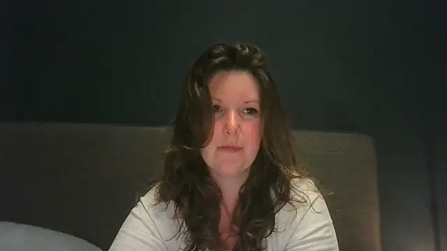 Boobiegirl91 online show from 04-14-26, 07:19