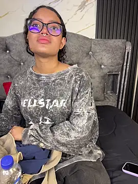 Bunny fire online show from 04-10-26, 07:10