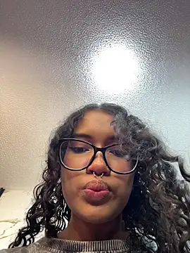 Bunny fire online show from 03-18-26, 07:04