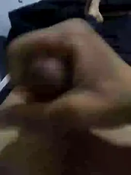 Iyhuooo online show from 06-19-26, 10:36