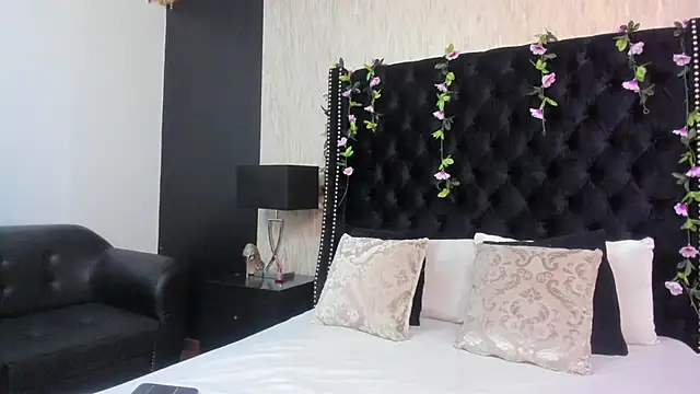 MeganNightt online show from 04-19-26, 02:40