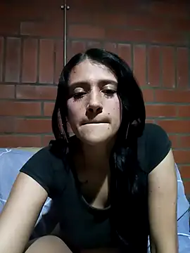 Snapshot of JohanitaRex chatting on 03-11-26, 01:54 JohanitaRex online show from 03-11-26, 01:54