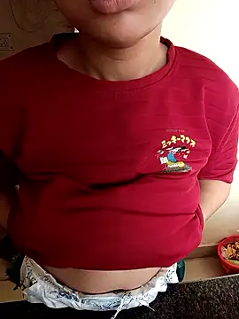 Snapshot of Divya3107 chatting on 05-26-26, 01:15 Divya3107 online show from 05-26-26, 01:15