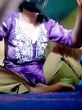 Divya3107 online show from 04-16-26, 02:56