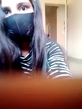 Divya3107 online show from 04-22-26, 04:52