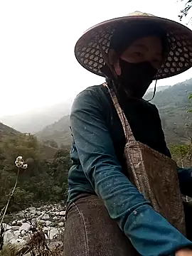 Bling-pusy online show from 03-27-26, 09:10