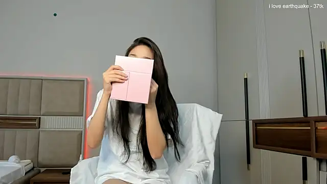 kasumikawa online show from 04-05-26, 02:18