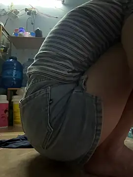 July-lovee online show from 04-12-26, 10:51