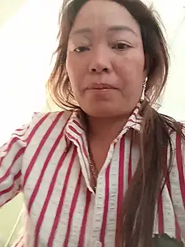 Snapshot of Yellow-pink chatting on 07-26-26, 05:03 Yellow-pink online show from 07-26-26, 05:03