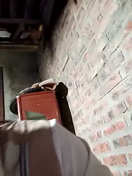 Yellow-pink online show from 03-21-26, 01:07