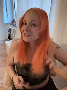 Fiebie licious  online show from 04-24-26, 04:14