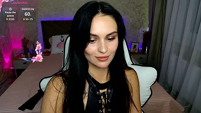 Snapshot of MilaaSweety chatting on 06-26-26, 08:03 MilaaSweety online show from 06-26-26, 08:03