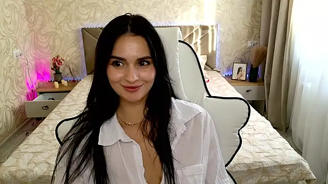 Snapshot of MilaaSweety chatting on 07-05-26, 04:19 MilaaSweety online show from 07-05-26, 04:19