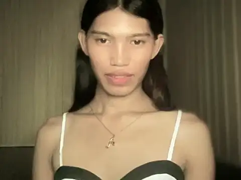 Yourgoddess jayve online show from 06-18-26, 09:14