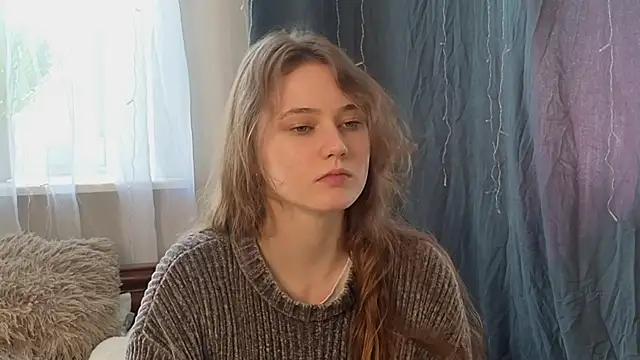 Snapshot of RubieHeiser chatting on 05-18-26, 10:09 RubieHeiser online show from 05-18-26, 10:09