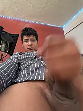 Nezs2727 online show from 04-16-26, 09:26