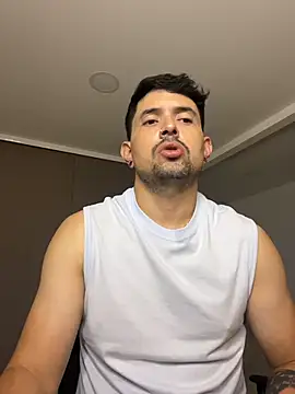 TroyeSavage online show from 03-25-26, 11:31