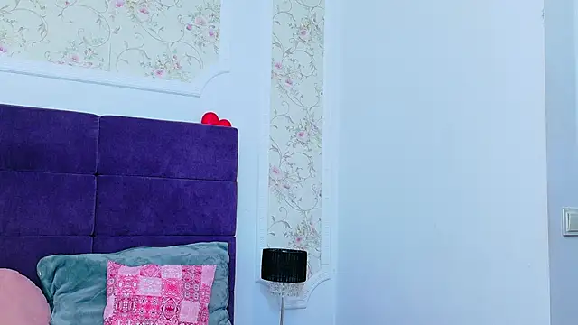 NataliaCroft online show from 04-15-26, 02:21