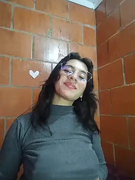 Snapshot of Amanda_x1 chatting on 05-22-26, 07:45 Amanda x1 online show from 05-22-26, 07:45