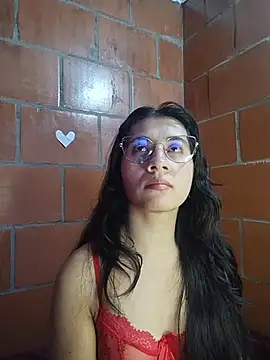 Snapshot of Amanda_x1 chatting on 05-21-26, 07:44 Amanda x1 online show from 05-21-26, 07:44