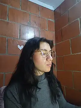 Snapshot of Amanda_x1 chatting on 05-20-26, 07:55 Amanda x1 online show from 05-20-26, 07:55