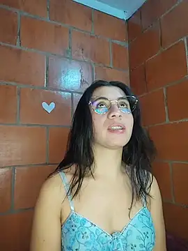 Snapshot of Amanda_x1 chatting on 04-30-26, 07:54 Amanda x1 online show from 04-30-26, 07:54