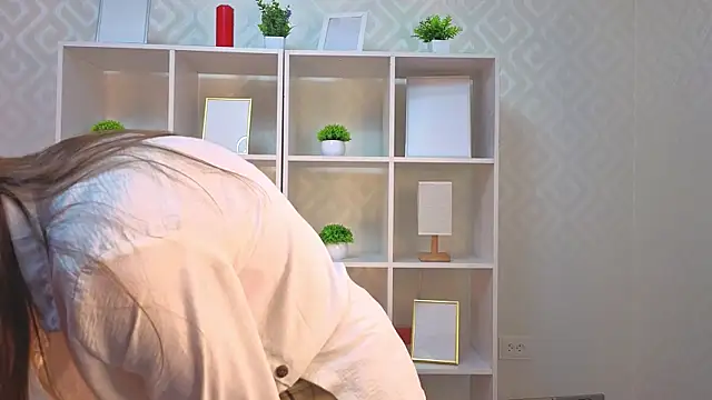 EsterCristofori online show from 04-25-26, 01:08