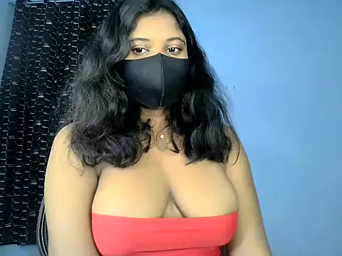 Snapshot of KASHISH_SINGH_ chatting on 05-11-26, 01:12 KASHISH SINGH online show from 05-11-26, 01:12