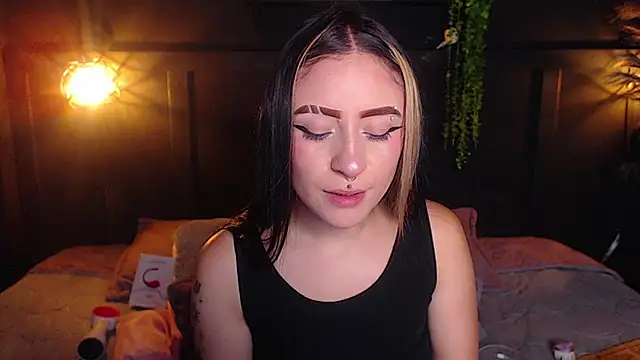 melodygirl2   online show from 03-10-26, 07:40