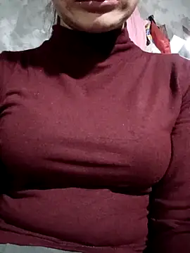 Snapshot of Rosie-LoveU chatting on 03-16-26, 08:07 Rosie-LoveU online show from 03-16-26, 08:07