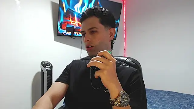 JUAN CAMILOXXX online show from 04-24-26, 04:58