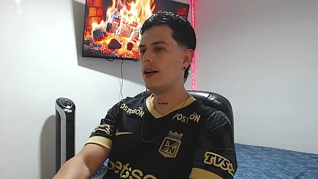 JUAN CAMILOXXX online show from 04-21-26, 03:57