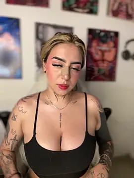 CarolQueen1  online show from 04-02-26, 01:18