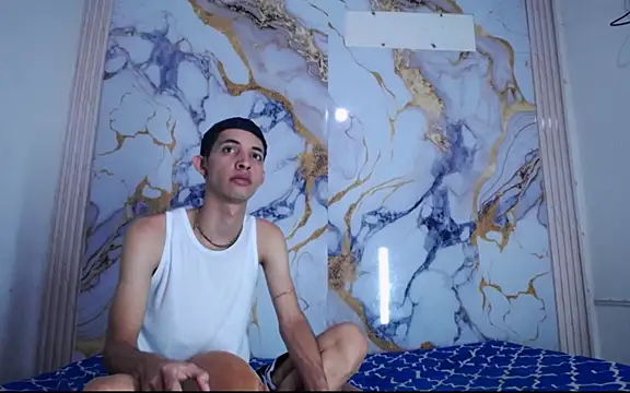 Desire Boys1 online show from 04-14-26, 06:24