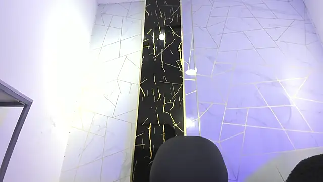 Valentin Lux online show from 04-14-26, 03:00