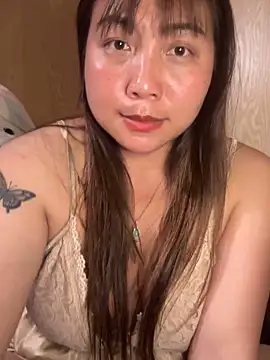 Sumi pusy online show from 04-21-26, 03:29