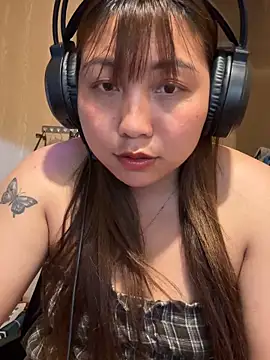 Sumi pusy online show from 04-07-26, 05:09