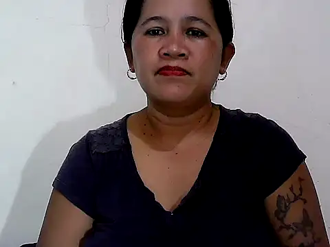 lovelycutiepie2026 online show from 06-27-26, 10:54