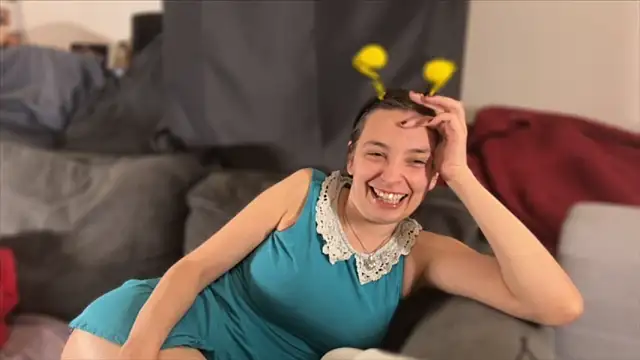 Snapshot of hello_katieex chatting on 04-28-26, 08:02 hello katieex online show from 04-28-26, 08:02