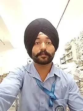 Snapshot of Parm_randhawa chatting on 06-22-26, 05:59 Parm randhawa online show from 06-22-26, 05:59