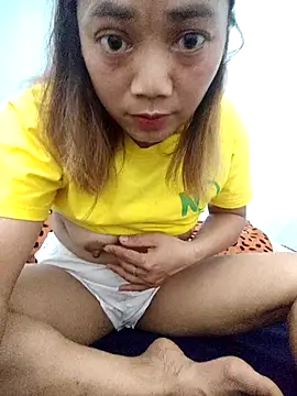 Snapshot of Sweet-cum425 chatting on 04-05-26, 01:29 Sweet-cum425 online show from 04-05-26, 01:29